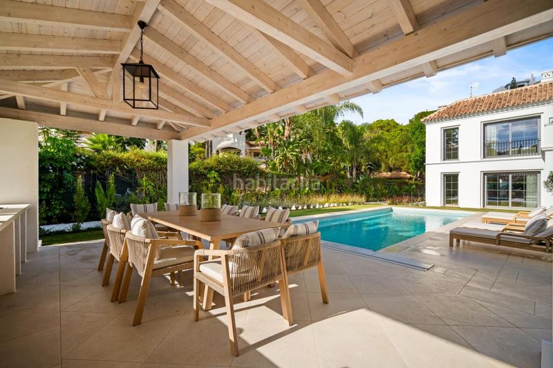 Foto e6b2ff7e-1062-44b4-b180-387c4708959c. Casa amb aparcament piscina a los arqueros - puerto del almendro Benahavís