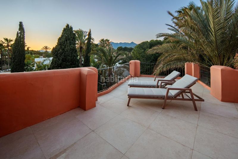 Foto 0170db1f-51a8-4d94-8b59-5cc8847d1b9e. Dachwohnung mit parking pool in bahía de Marbella Marbella