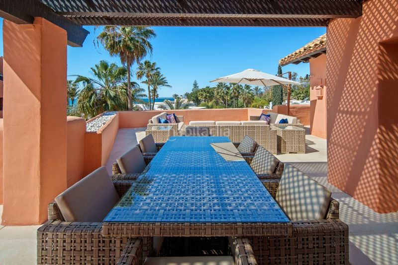 Foto 370f178a-4932-4a3e-940c-d5e8b075e9dc. Dachwohnung mit parking pool in bahía de Marbella Marbella
