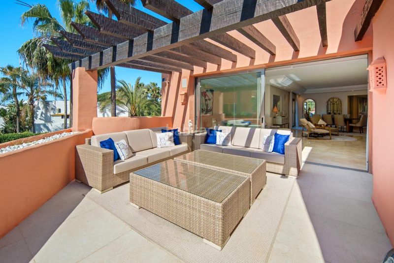 Foto 63029ded-696a-46c9-a497-4d86e3d425f4. Dachwohnung mit parking pool in bahía de Marbella Marbella