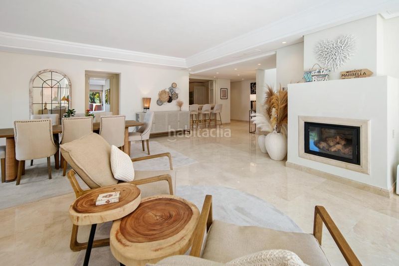Foto 752dff1a-d7c2-47c4-a6e5-38ba2f8d8c61. Dachwohnung mit parking pool in bahía de Marbella Marbella