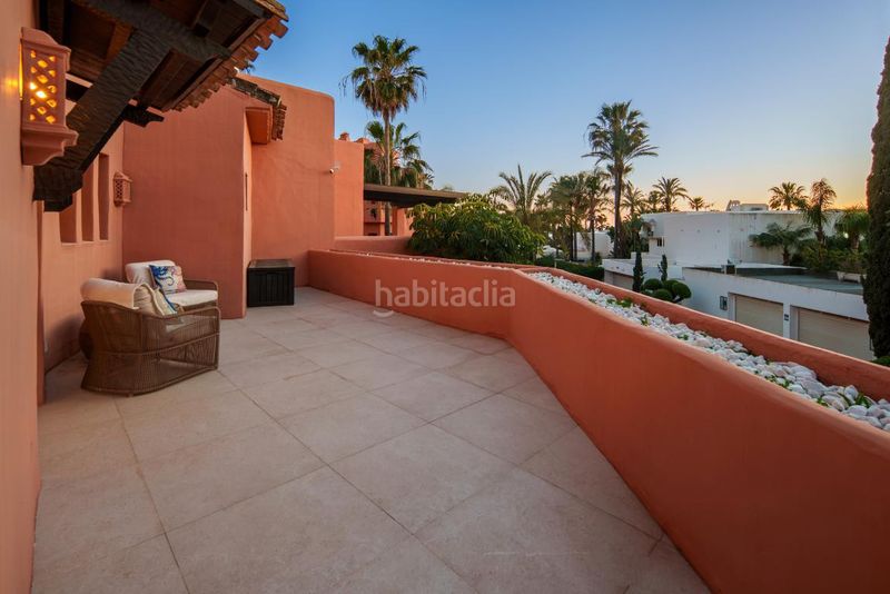 Foto f5815413-64f5-4cda-b7b4-8b801bfae0c1. Dachwohnung mit parking pool in bahía de Marbella Marbella