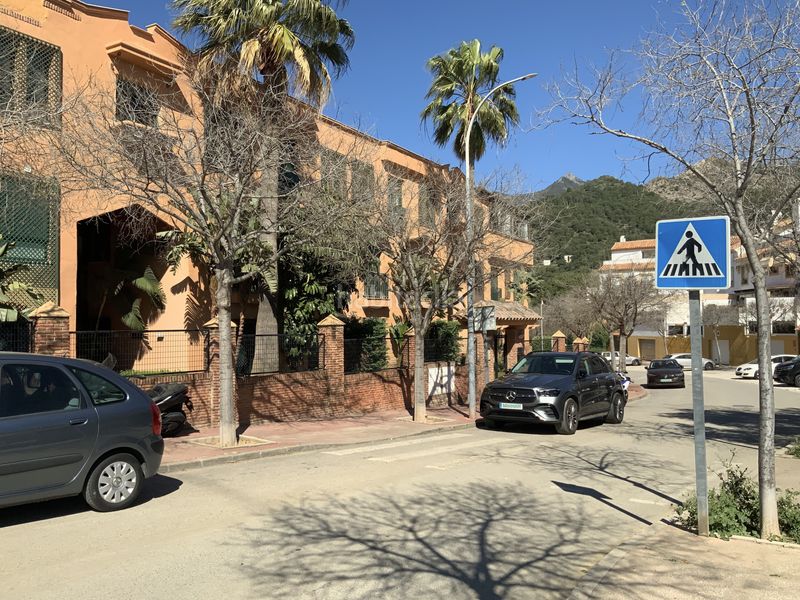 Foto cfe4d945-07a0-4135-aec2-7e88f51e8ba1. Apartament amb calefacció aparcament piscina a Torrecilla - La Cañada Marbella
