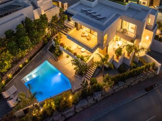 Casa a Paraiso - Barronal. Exclusiva villa contemporánea con elegantes espacios de concepto