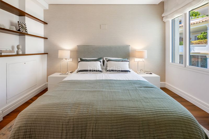 Foto 0fd38b99-81c8-4b00-87d5-47e5f204f17b. Apartament amb aparcament piscina a lomas de Marbella club Marbella