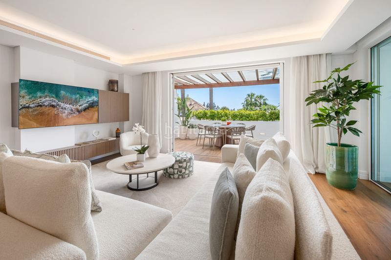 Foto 2313d94a-cf48-435d-9e87-cc38e08af5e5. Apartament amb aparcament piscina a lomas de Marbella club Marbella