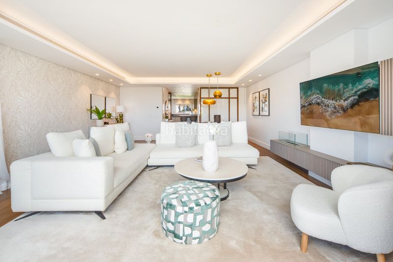 Foto 66a5228a-ce8f-47f5-8081-d4784bdcb0da. Apartament amb aparcament piscina a lomas de Marbella club Marbella