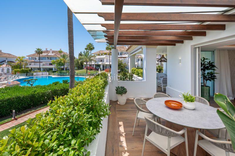 Foto b2b5fe09-007f-4e4f-9241-2633cb0467c5. Apartament amb aparcament piscina a lomas de Marbella club Marbella