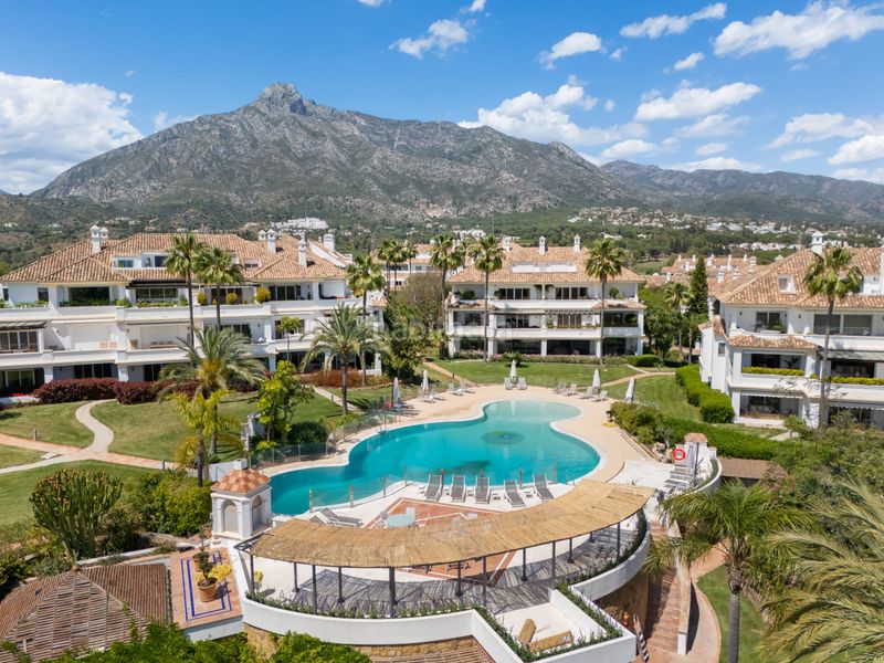 Foto e2fb5be0-5d6b-42fc-a511-3c6350364518. Apartament amb aparcament piscina a lomas de Marbella club Marbella