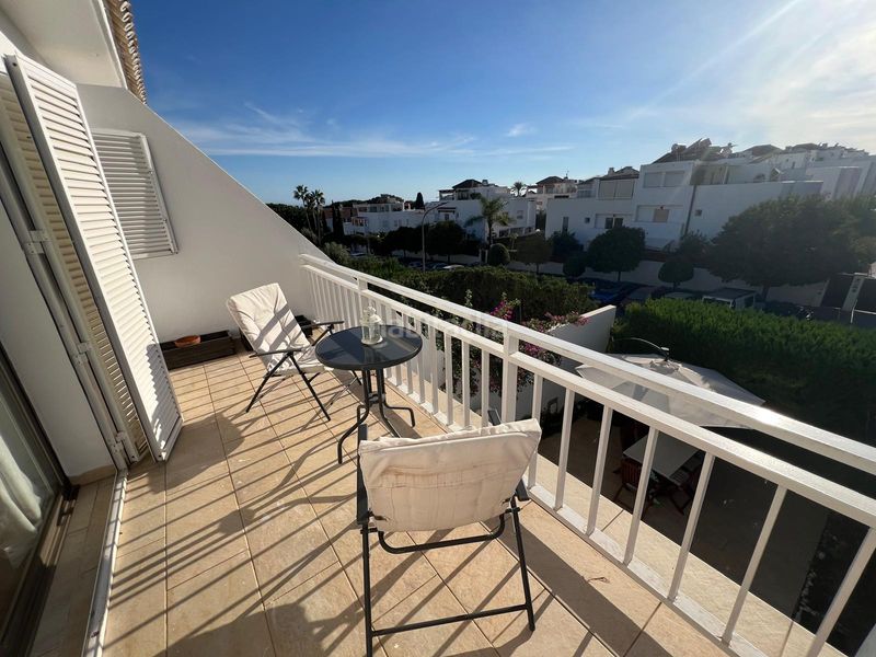 Foto 486f44a2-a6dd-4e58-84bc-7944dd7748fb. Casa adossada amb aparcament piscina a Nagüeles Alto Marbella