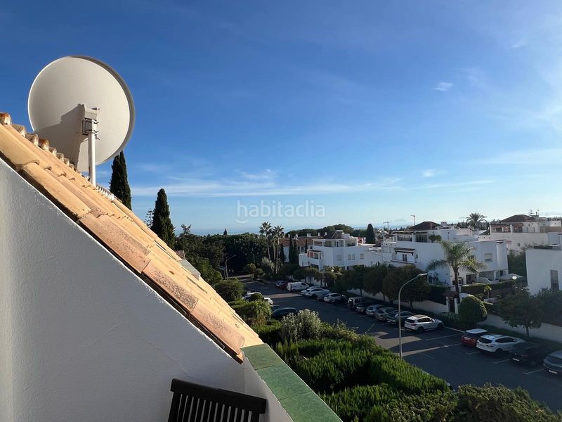 Foto 4e9edeff-70cc-4d1d-98ac-9e5a77a4f7e2. Casa adossada amb aparcament piscina a Nagüeles Alto Marbella