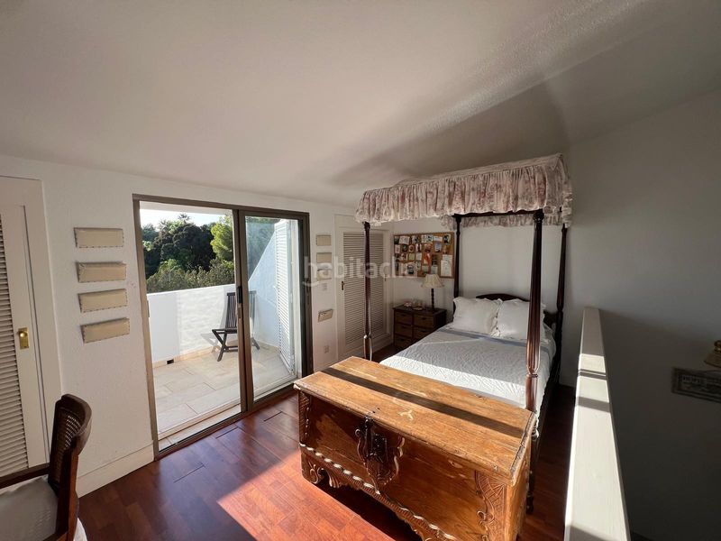 Foto ce1d6221-9252-4a39-b03d-f7cc5895fedc. Casa adossada amb aparcament piscina a Nagüeles Alto Marbella