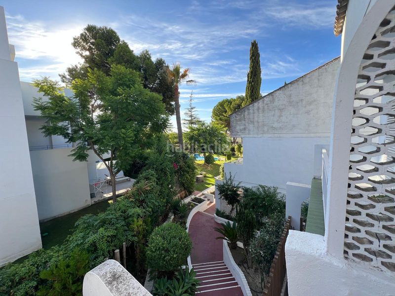 Foto df949902-80fb-44a7-9e70-19103eb1d2b0. Casa adossada amb aparcament piscina a Nagüeles Alto Marbella