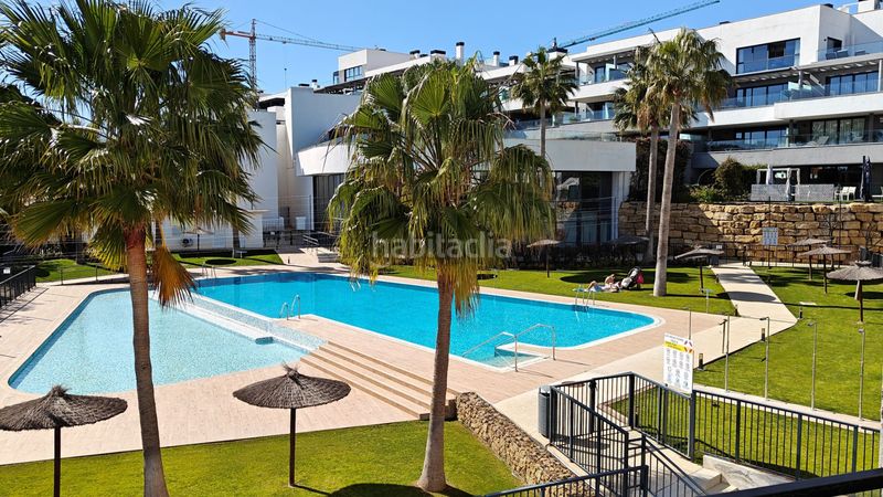 Foto 30627333-49a7-4d0f-9351-2408827cd1f4. Apartament amb aparcament piscina a Centro Estepona