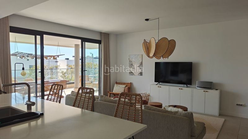 Foto 9c19918e-0adc-4be6-beda-1a142bfedd2d. Apartament amb aparcament piscina a Centro Estepona