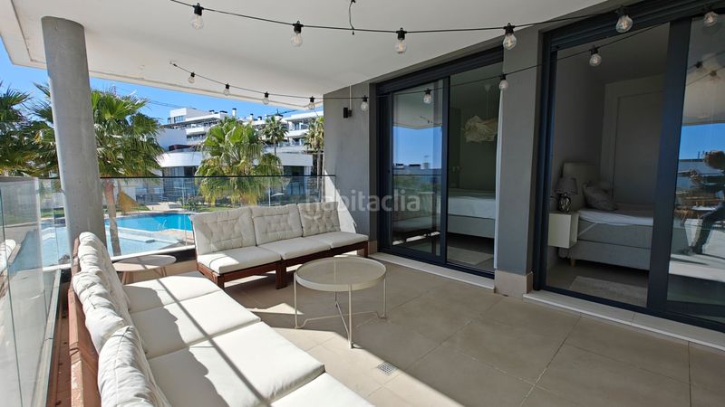 Foto fe1bd189-ca7f-44c9-9261-9946eb0272f7. Apartament amb aparcament piscina a Centro Estepona