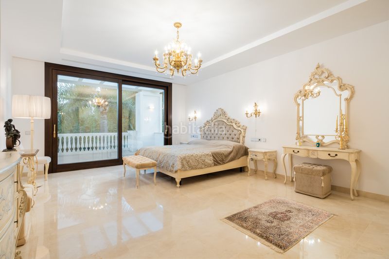 Foto d9207d86-810c-4bdc-bf86-9e3d4ef2461d. Casa amb calefacció aparcament piscina a Casasola Estepona