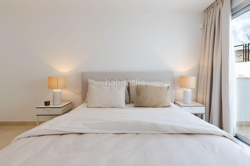 Foto 09f46de6-fa65-4b5f-b163-be3f3ed257a7. Apartament amb aparcament piscina a Los Naranjos Marbella