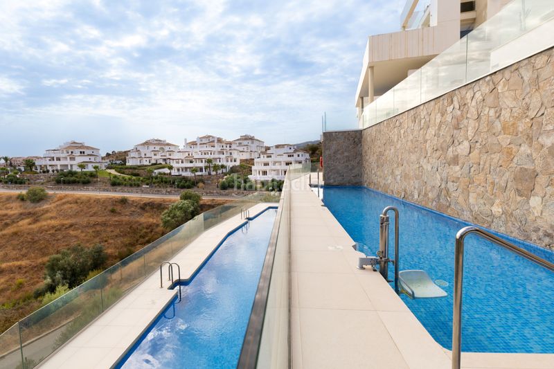 Foto 4397a25d-27d5-4eb5-8e67-52d8aaa422d8. Apartament amb aparcament piscina a Los Naranjos Marbella