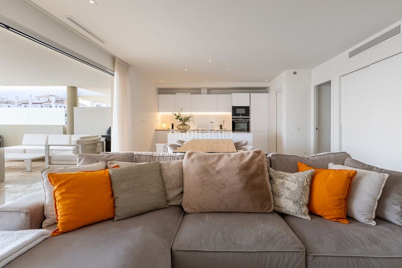 Foto 544df912-31fb-4f84-9bb1-7fa6ac3ec604. Apartament amb aparcament piscina a Los Naranjos Marbella