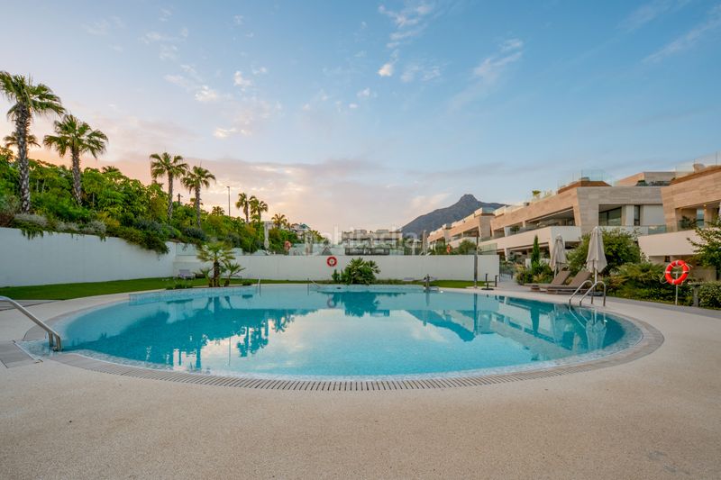 Foto d772e7e7-dd82-48f1-8b10-813be0da6f54. Planta baixa amb calefacció aparcament piscina a Marbella