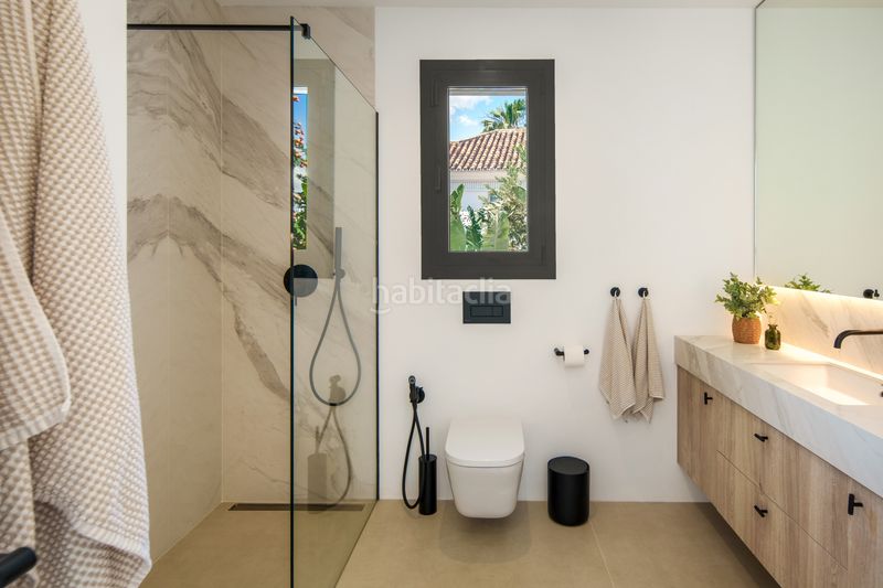 Foto 5ef9ae3e-f426-403d-b633-b9962641c6de. Casa amb aparcament piscina a los arqueros - puerto del almendro Benahavís