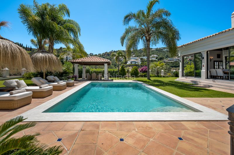 Foto ebaa8a4f-d2dd-43b8-8aaf-6a3b09701766. Casa amb piscina a El Madroñal Benahavís