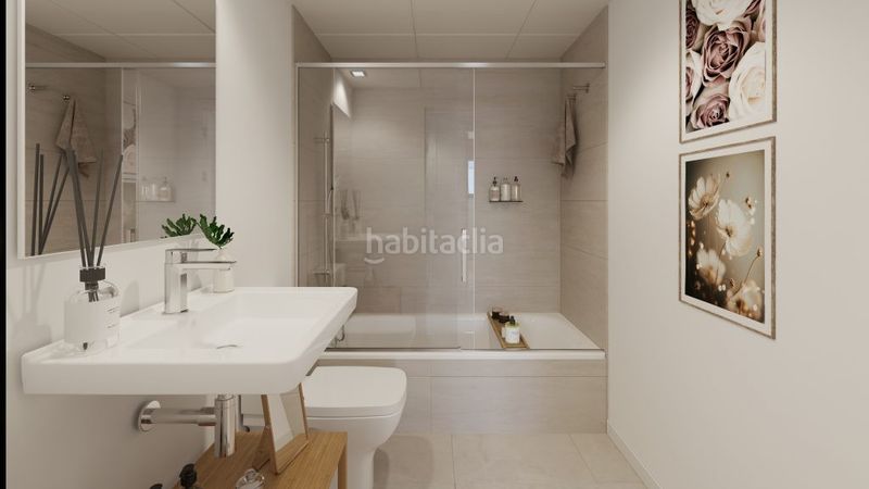 Foto e7c089b6-ce96-4d1a-8caa-70f64a4d46fe. Apartamento modernos apartamentos de 2 y 3 dormitorios costa con amplias terrazas, jardines o áticos, piscina comunitaria, jardines, en Mijas
