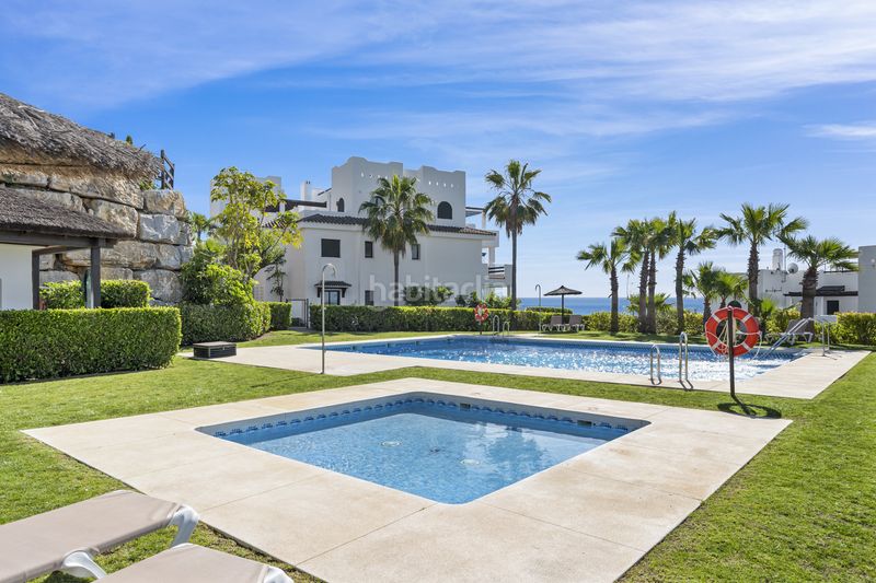 Foto f031c996-92b8-4831-b0ec-59af3cb34d7d. Àtic amb aparcament piscina a Doña Julia Golf Casares