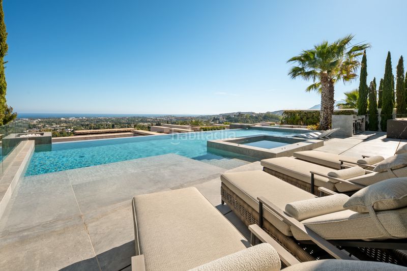 Foto f12b7187-afc8-45bb-8608-70d3b91d8921. Casa amb aparcament piscina a La Quinta Benahavís