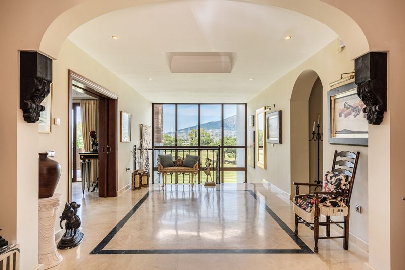 Foto 0009d0f9-c4cf-44ae-8715-ed9b37fc830d. Casa amb aparcament piscina a La Cala Golf - Lagar Martell Mijas