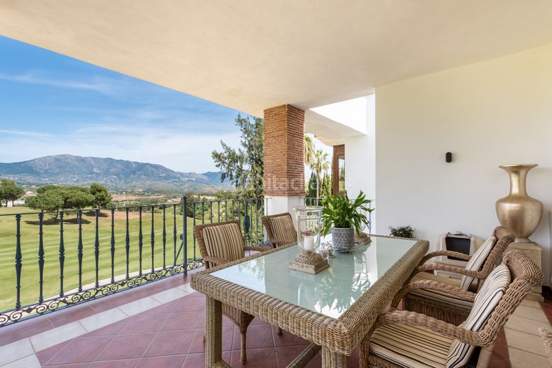 Foto 018b3942-b99e-4ed5-9c10-02d7eeaa44c8. Casa amb aparcament piscina a La Cala Golf - Lagar Martell Mijas