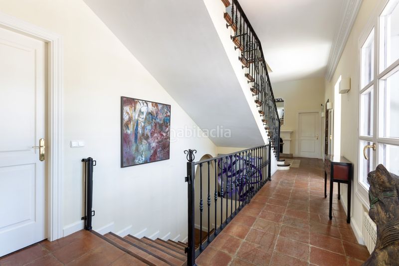 Foto a12c3f5a-01d4-4e6e-a2c9-3bd3aa295661. Casa amb calefacció aparcament piscina a los arqueros - puerto del almendro Benahavís