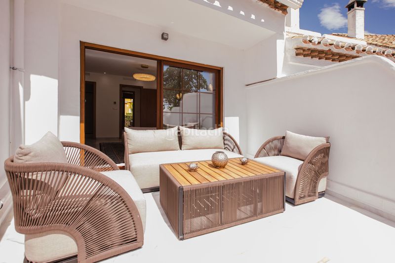 Foto 39353472-fb08-4b59-84c0-72aad0ea1e63. Casa adosada adosado totalmente reformado en montepiedra en Marbella