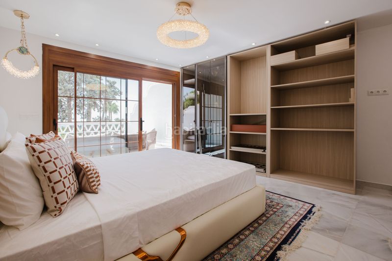 Foto ce70dfae-2dfa-4ab0-8a05-c8b699c2d2fe. Casa adosada adosado totalmente reformado en montepiedra en Marbella