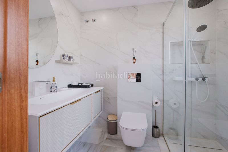 Foto e73cd506-470a-429c-8e9b-9148008c0eea. Casa adosada adosado totalmente reformado en montepiedra en Marbella