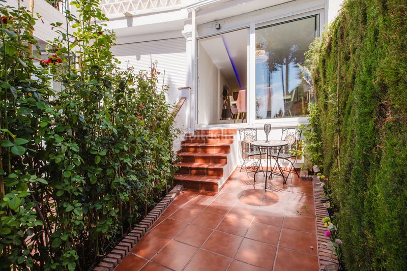 Foto e82e8384-49e8-405c-9f00-fb39434486d3. Casa adosada adosado totalmente reformado en montepiedra en Marbella