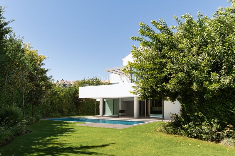Foto 8839030c-b4d9-4a3b-bf7c-21b689326a7a. Casa amb aparcament piscina a Paraiso - Barronal Estepona