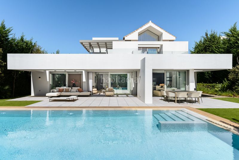 Foto a93df296-486c-49e0-980c-8cf24aeae3e4. Casa amb aparcament piscina a Paraiso - Barronal Estepona