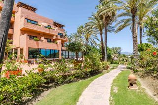 Apartment in Kempinski. Elegante propiedad costera con vistas al mar, zonas exteriores a