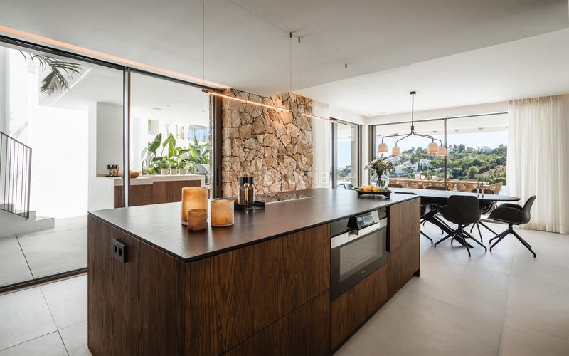 Foto 9b25eb22-e7f7-4921-9e25-378ca1f85c19. Haus mit parking pool in La Quinta Benahavís