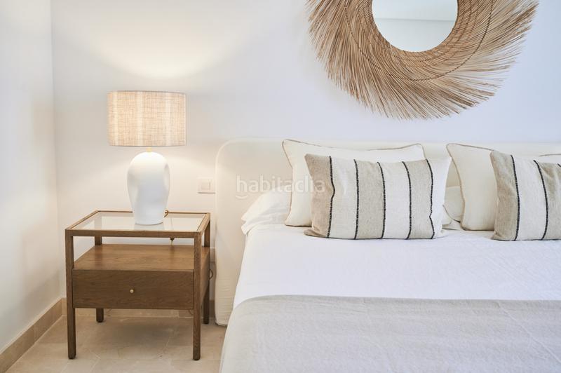 Foto 5dff2ab1-2a16-4056-9ad9-26964d8d6c32. Piccolo appartamento con parcheggio piscina in Los Naranjos Marbella