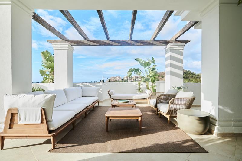 Foto dabad7cc-e7b9-41fd-b597-6c26d2198313. Piccolo appartamento con parcheggio piscina in Los Naranjos Marbella