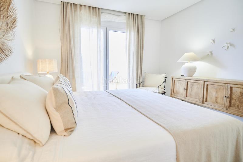 Foto fe4789ad-934b-40f2-8f37-ffb75ba6f829. Piccolo appartamento con parcheggio piscina in Los Naranjos Marbella