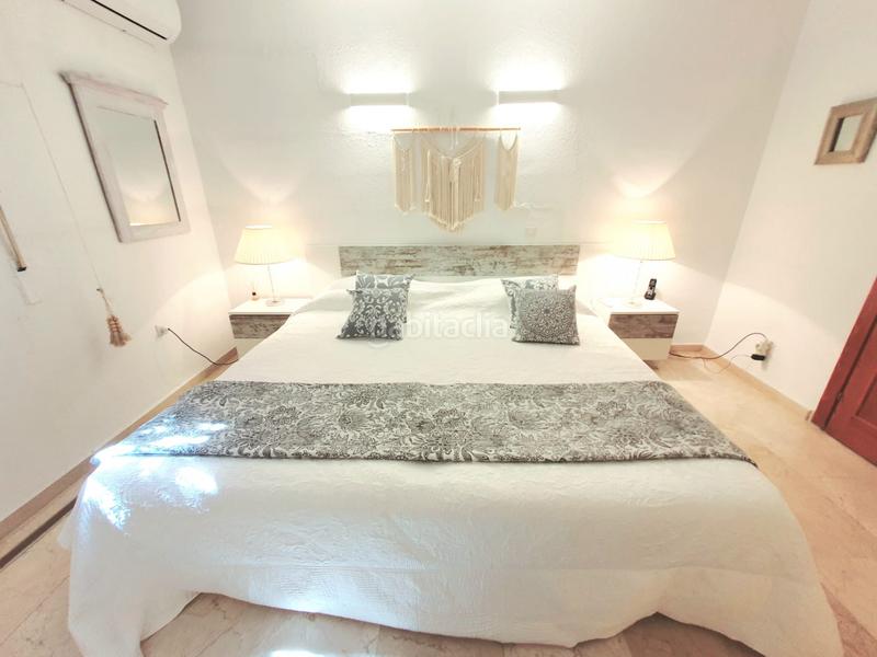 Foto b6e032a0-7c18-4ea7-84c2-8d8e2798352b. Rent house with parking pool in Nueva Andalucía centro Marbella