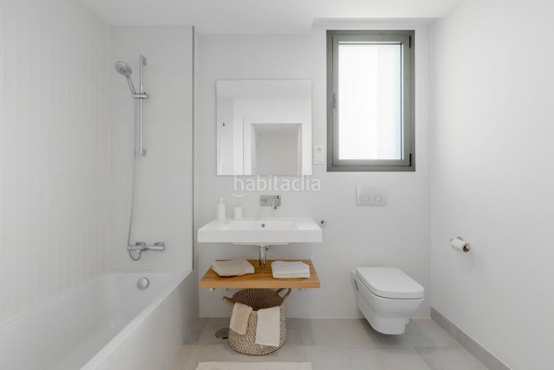 Foto 4e96dbfb-f60d-49d8-962a-ecd3e163084d. Casa adosada adosado 34 dormitorios en El Faro de Calaburra - Chaparral Mijas