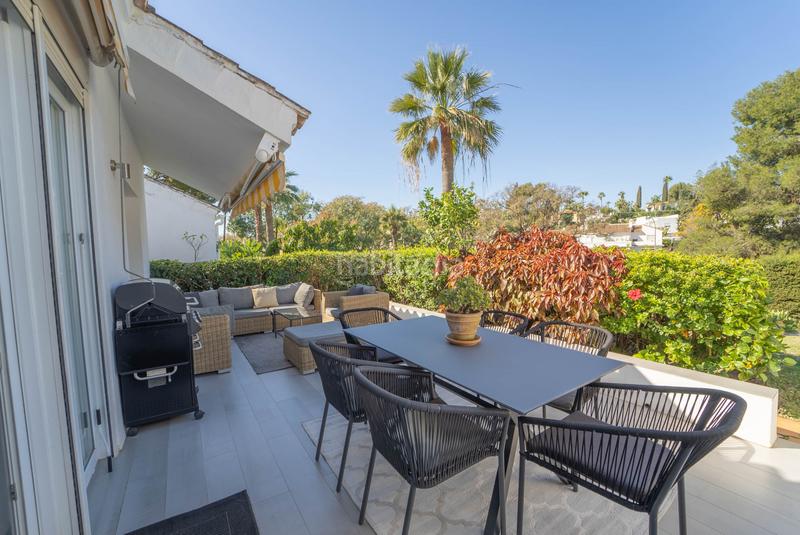 Foto 14df91f7-218c-458e-92b8-518f0f10f6eb. Alquiler planta baja apartamento nova en Nueva Andalucía centro Marbella