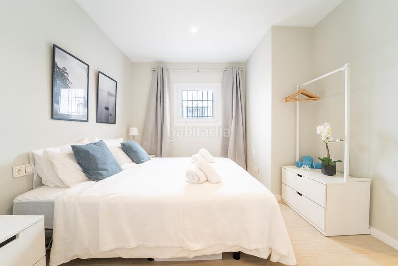 Foto d6f19e15-14bc-4468-8a92-6b7e1ee87463. Alquiler planta baja apartamento nova en Nueva Andalucía centro Marbella