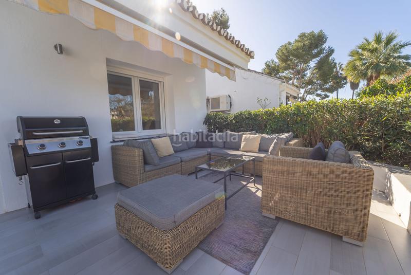 Foto c1b4c842-afb9-4bd8-b017-f1ab7eab1189. Location rez-de-chaussée avec piscine dans Nueva Andalucía centro Marbella