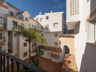 Apartament a Margarita de austria 10. Apartment  frontline beach, la herradura, puerto banus